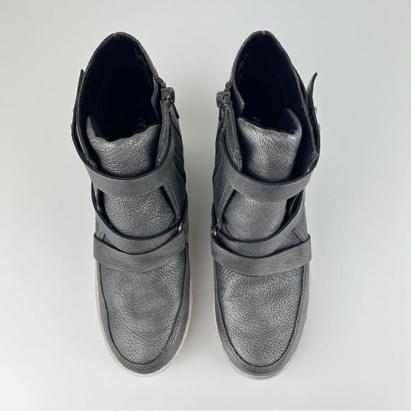 Aerosoles Street Smart Silver Metallic Gunmetal Wedge Booties - Picture 4 of 11